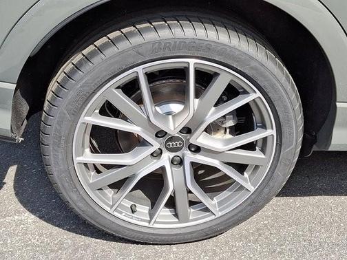 2025 Audi Q3 45 S line Premium