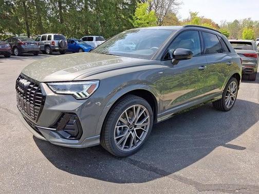 2025 Audi Q3 45 S line Premium