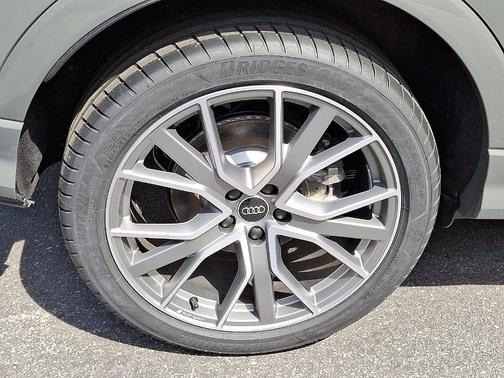 2025 Audi Q3 45 S line Premium