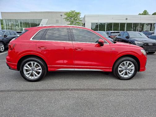 2023 Audi Q3 45 S line Premium Plus