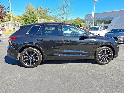 2022 Audi Q4 e-tron 50 Premium Plus