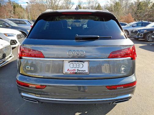 2022 Audi Q5 e 55 S line quattro Premium