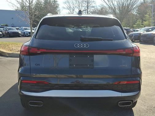 2025 Audi Q5 2.0T quattro Premium