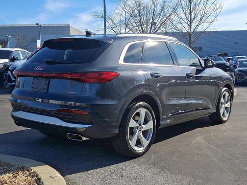 2025 Audi Q5 2.0T quattro Premium