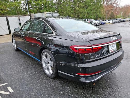 2025 Audi A8 L 55