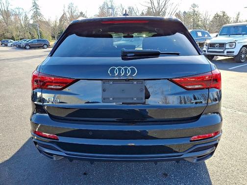 2021 Audi Q3 45 S line Premium