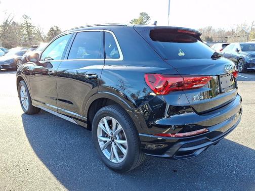 2021 Audi Q3 45 S line Premium