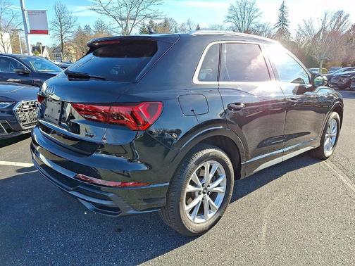 2021 Audi Q3 45 S line Premium