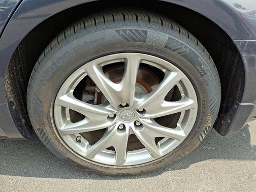 2013 INFINITI G37x Base