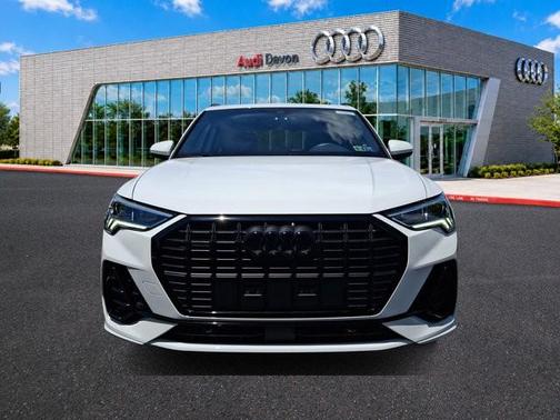Arkona White 2025 Audi Q3 45 S line Premium