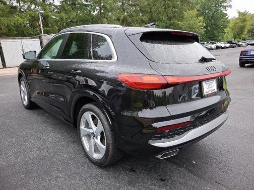 2025 Audi Q5 2.0T quattro Premium