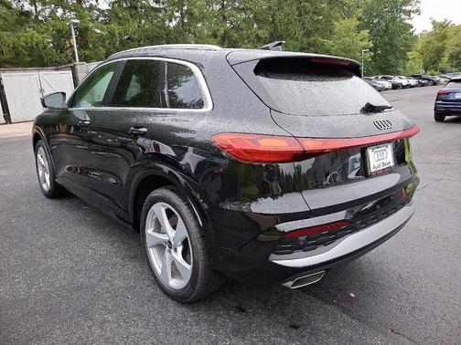 2025 Audi Q5 2.0T quattro Premium