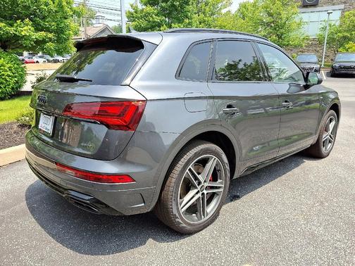 2025 Audi Q5 55 S line quattro Premium