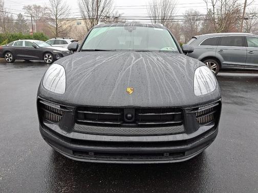 2023 Porsche Macan S