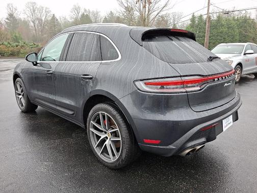 2023 Porsche Macan S