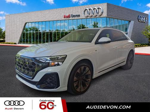 Glacier White Metallic 2026 Audi Q8 Premium Plus