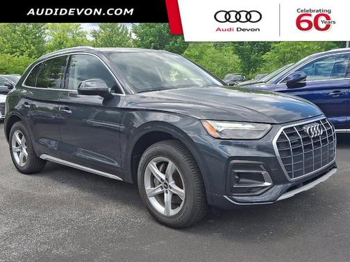Manhattan Gray Metallic 2021 Audi Q5 45 Premium