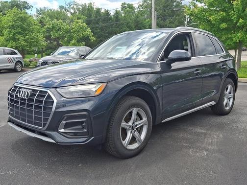 Manhattan Gray Metallic 2021 Audi Q5 45 Premium