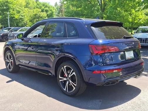 Navarra Blue Metallic 2025 Audi Q5 45 S line quattro Premium