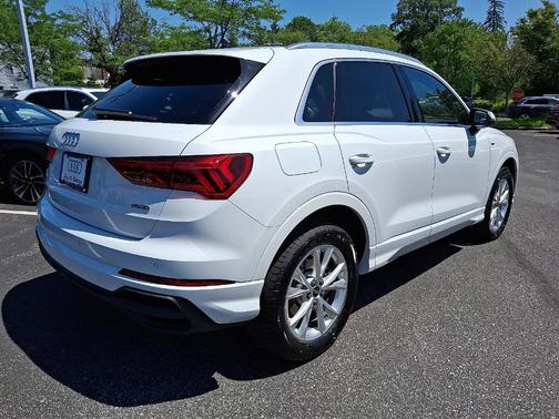 2025 Audi Q3 45 S line Premium