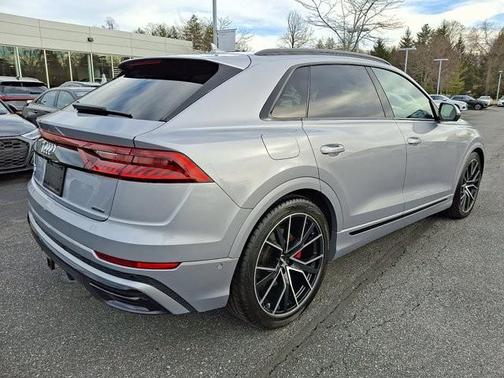 2020 Audi Q8 55 Premium Plus