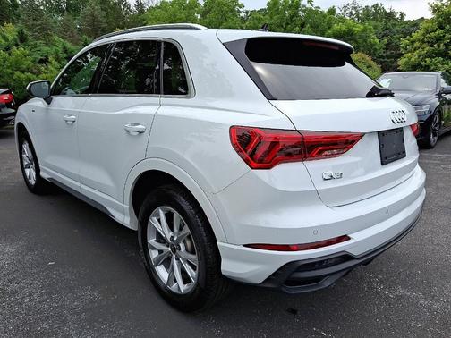 2023 Audi Q3 45 S line Premium Plus