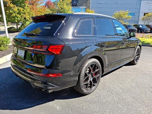 2026 Audi SQ7 PRESTIGE