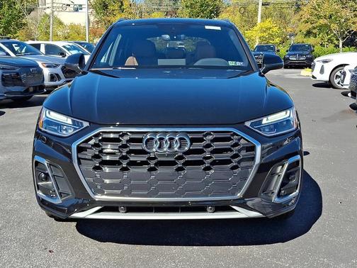 2025 Audi Q5 45 S line quattro Premium