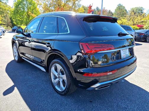 2025 Audi Q5 45 S line quattro Premium