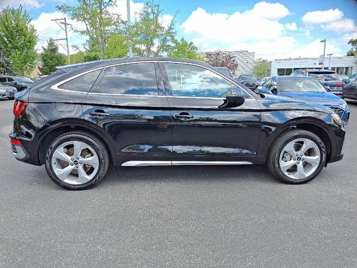 2024 Audi Q5 45 S line quattro Premium