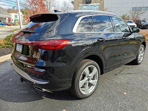 2025 Audi Q5 2.0T quattro Premium