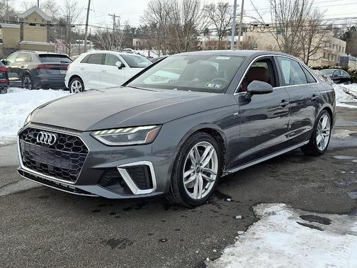 2023 Audi A4 45 S line Prestige