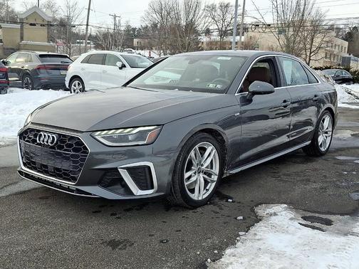 2023 Audi A4 45 S line Prestige