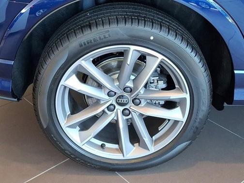 2025 Audi Q3 45 S line Premium