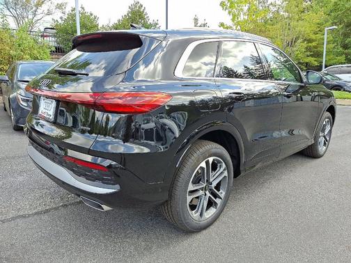 2025 Audi Q5 2.0T quattro Premium