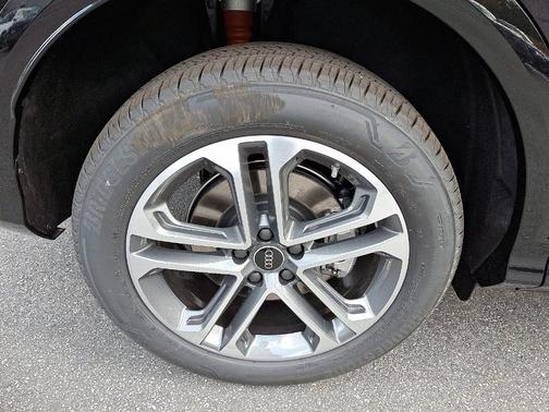 2025 Audi Q5 2.0T quattro Premium