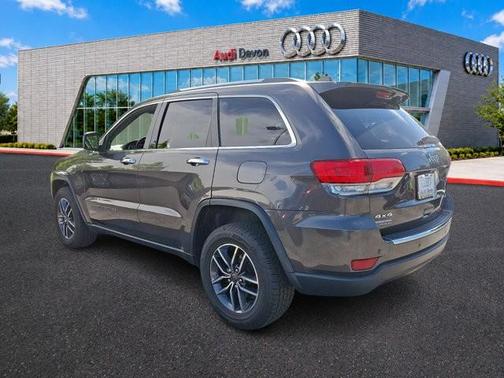 Granite Crystal Clearcoat Metallic 2019 Jeep Grand Cherokee Limited