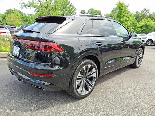 2025 Audi Q8 Prestige