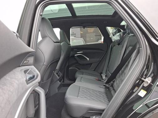 Mythos Black Metallic 2026 Audi SQ5 3.0T Premium Plus