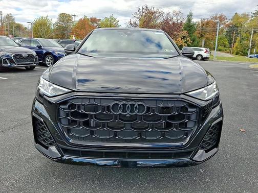 2025 Audi Q8 Prestige
