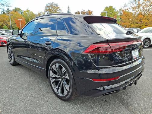 2025 Audi Q8 Prestige