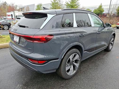 2025 Audi Q6 e-tron Premium