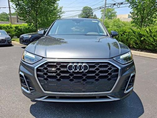 2024 Audi Q5 45 S line quattro Premium