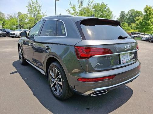 2024 Audi Q5 45 S line quattro Premium