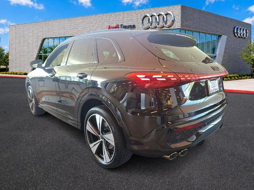 Mythos Black Metallic 2026 Audi SQ5 3.0T Premium Plus