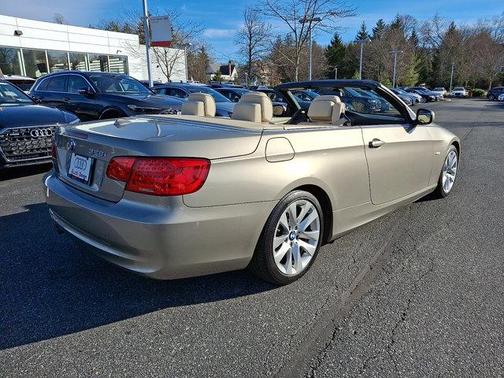 2011 BMW 328 i
