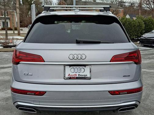 2025 Audi Q5 45 S line quattro Premium