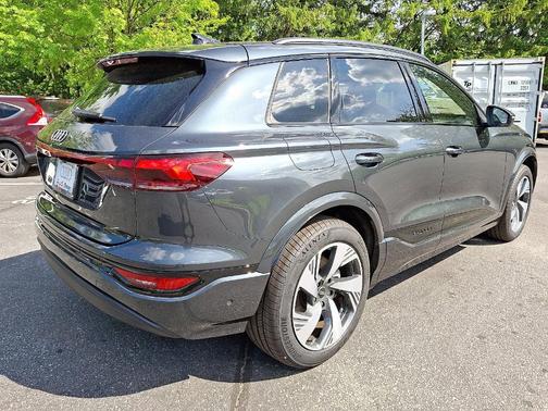 2025 Audi Q6 e-tron Premium