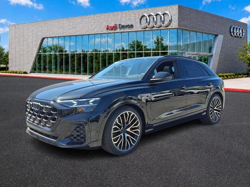 Mythos Black Metallic 2026 Audi SQ8 PRESTIGE
