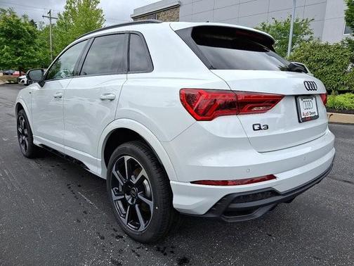 2025 Audi Q3 45 S line Premium